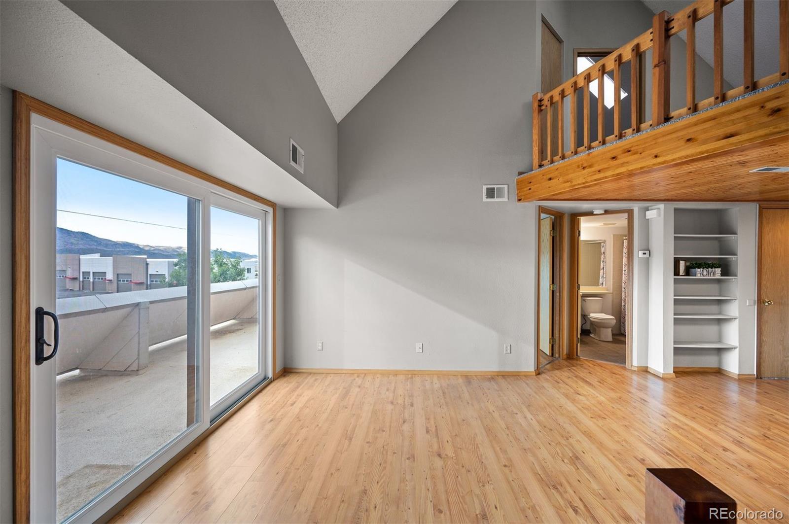 4246 S Eldridge Street Unit: 310