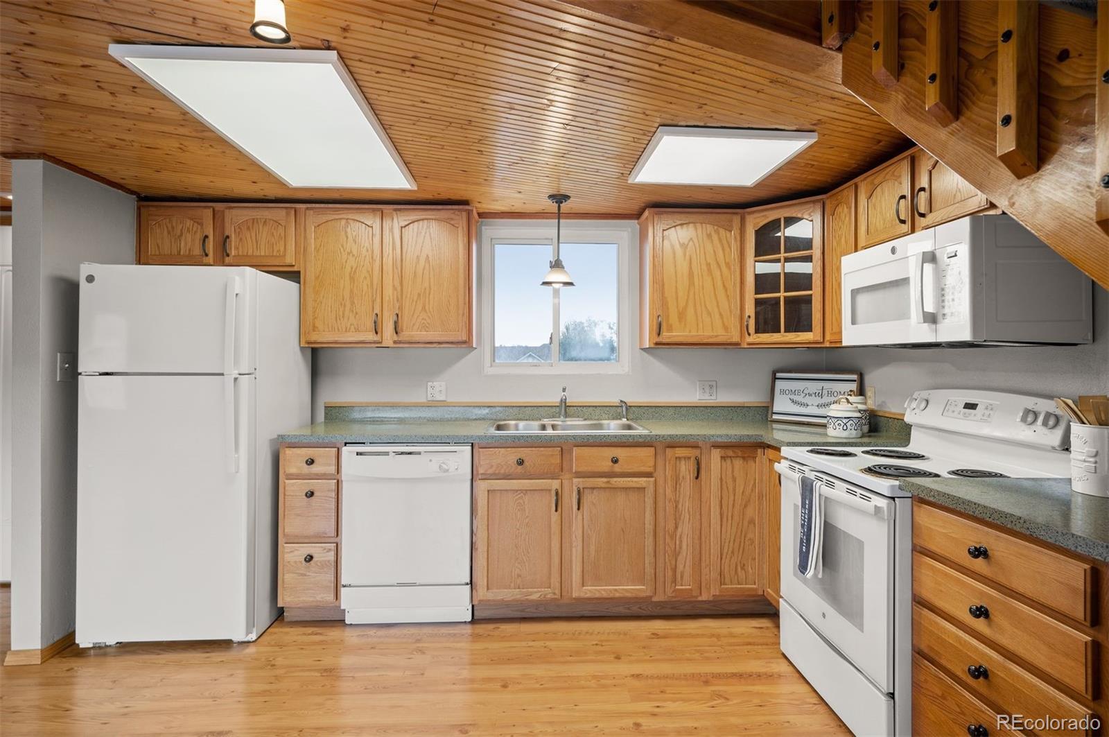 4246 S Eldridge Street Unit: 310