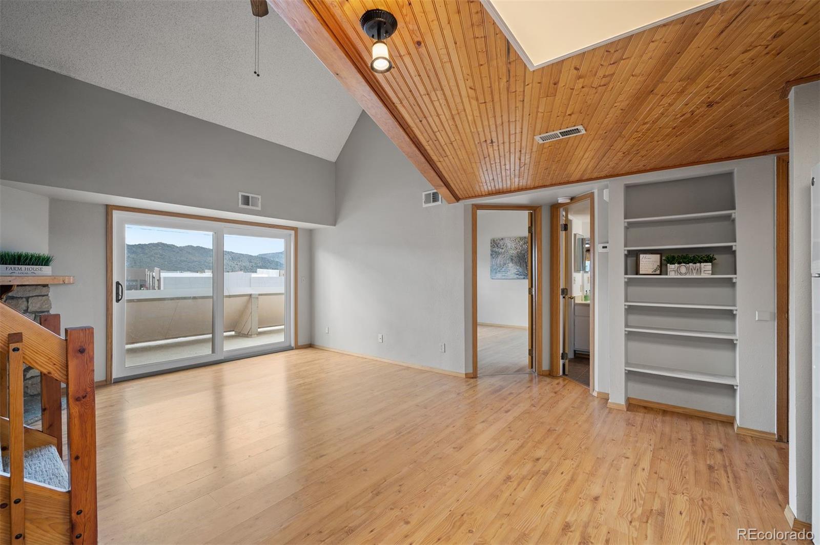 4246 S Eldridge Street Unit: 310