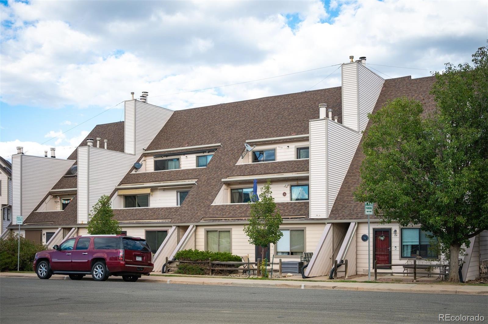 4246 S Eldridge Street Unit: 310