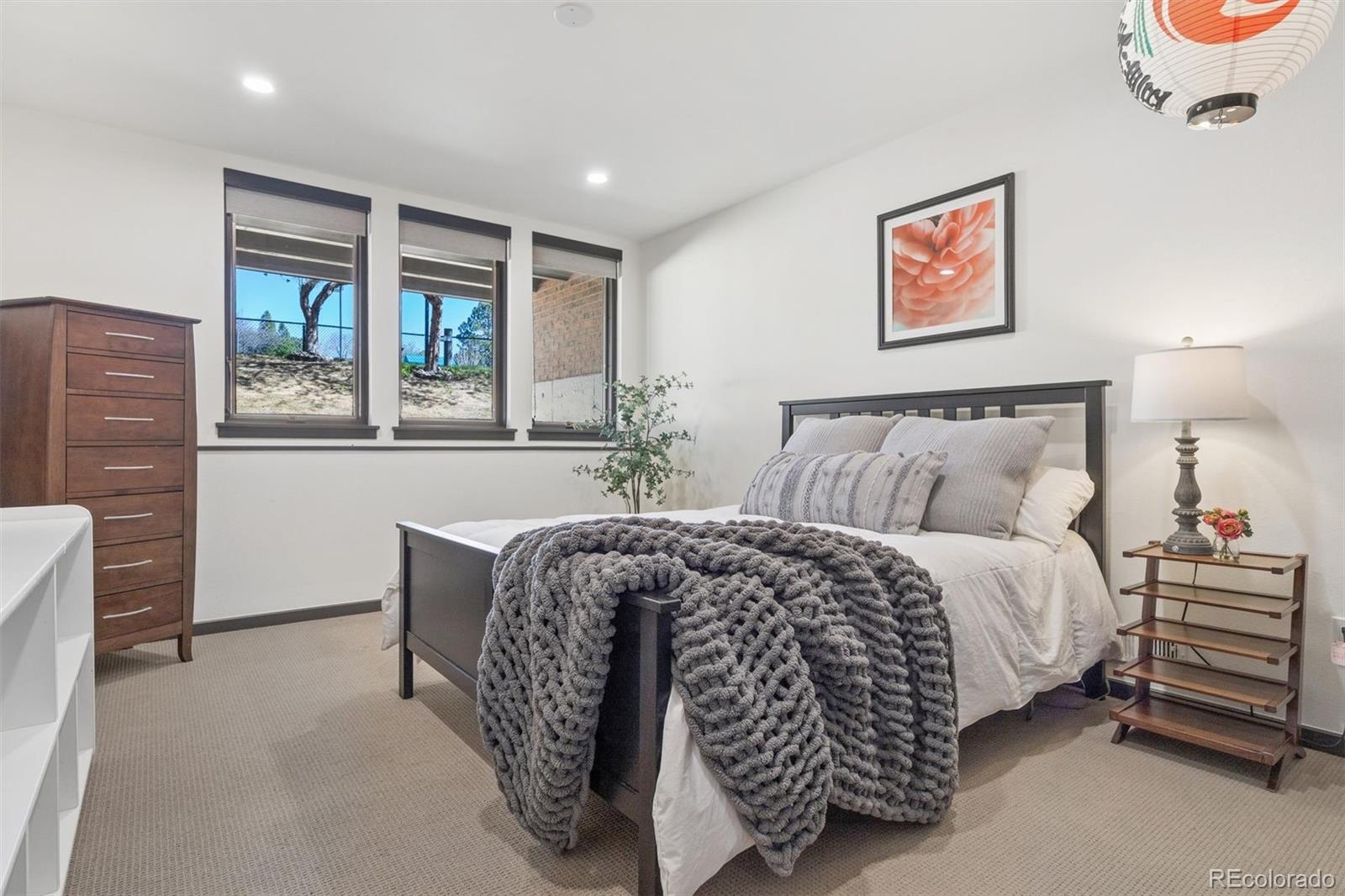16 Beacon Hill Lane