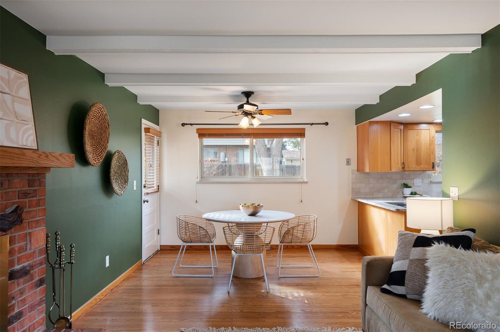 1633 S Holland Street