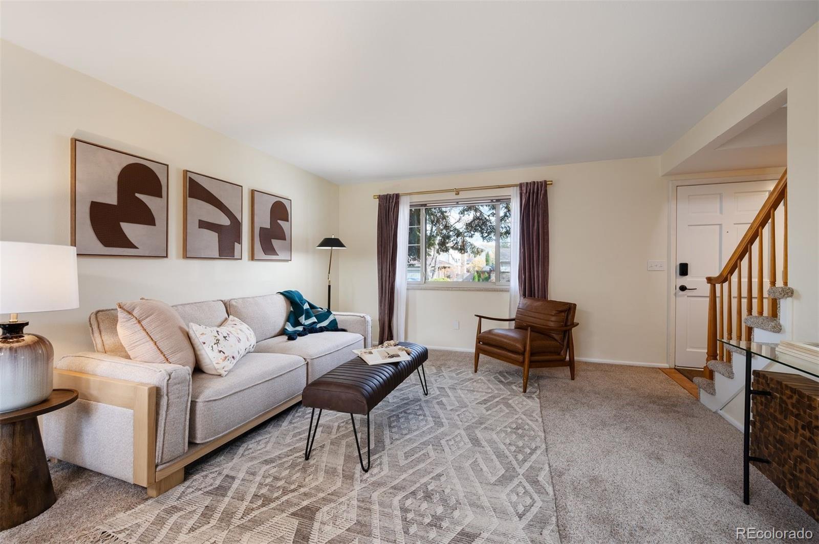 1633 S Holland Street