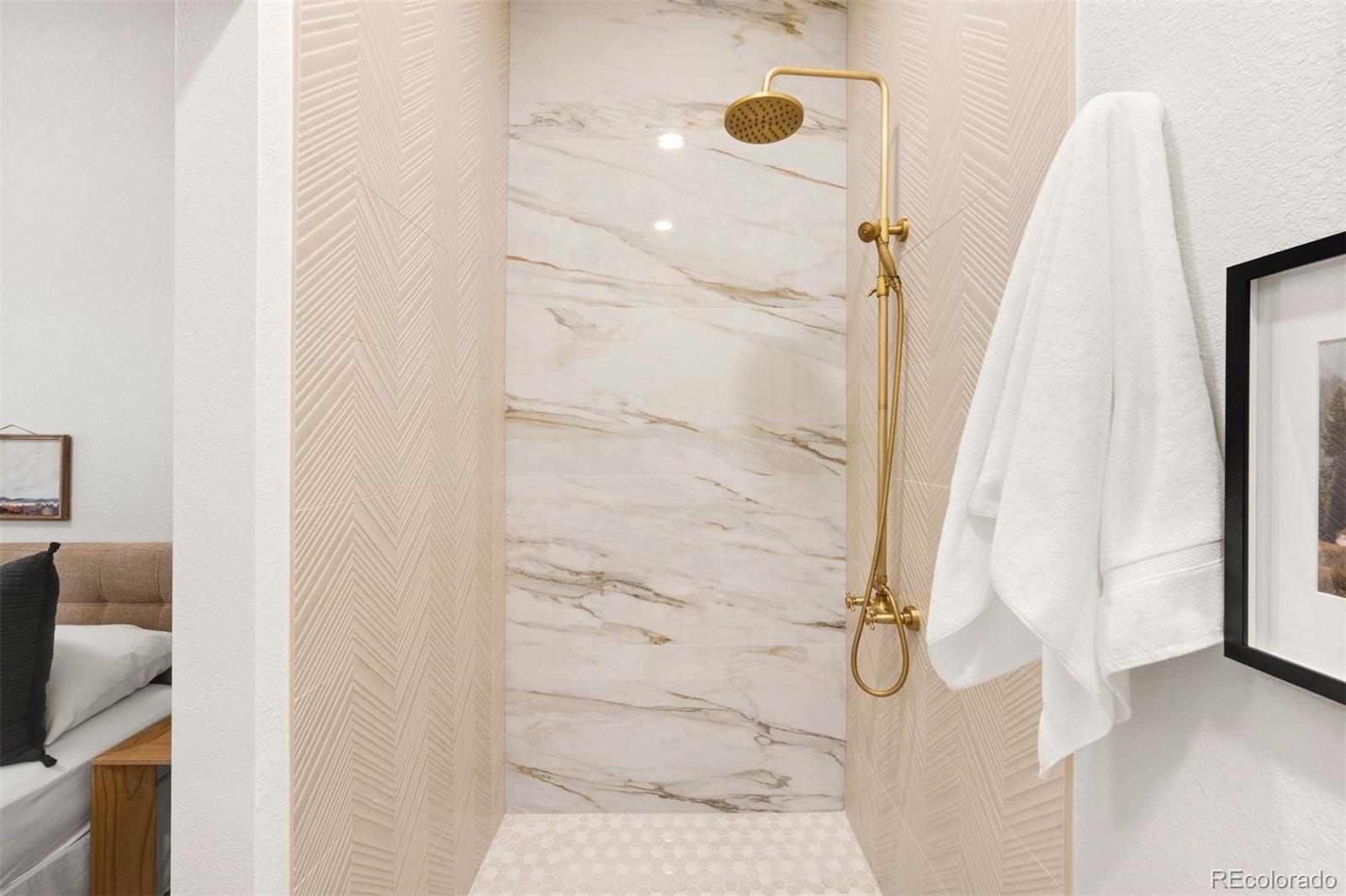 3435 N Marion Street