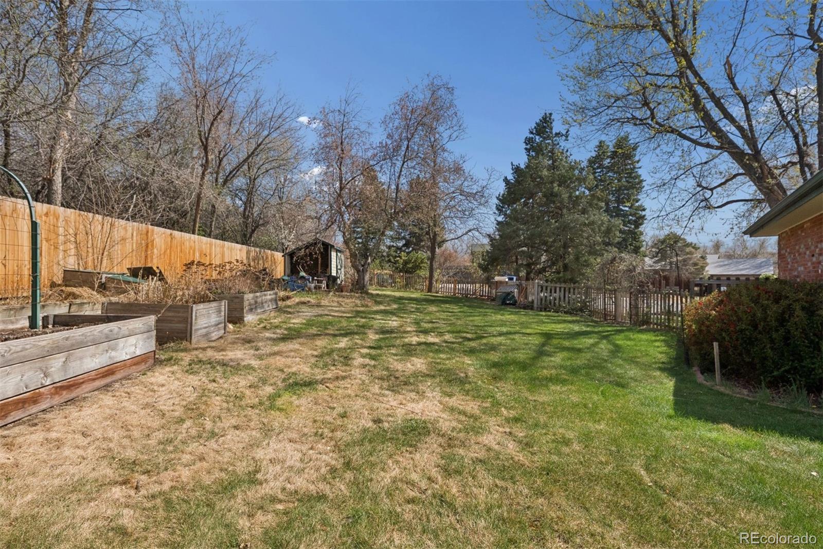 435 W Fremont Drive