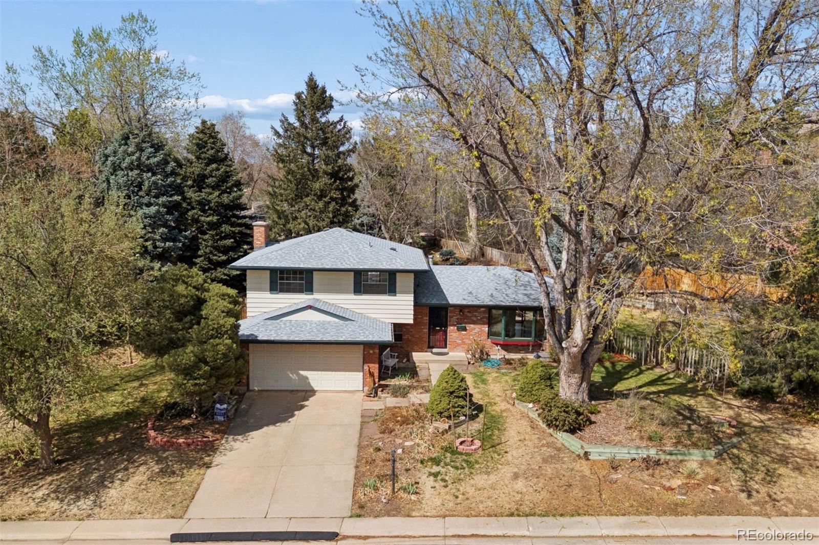 435 W Fremont Drive