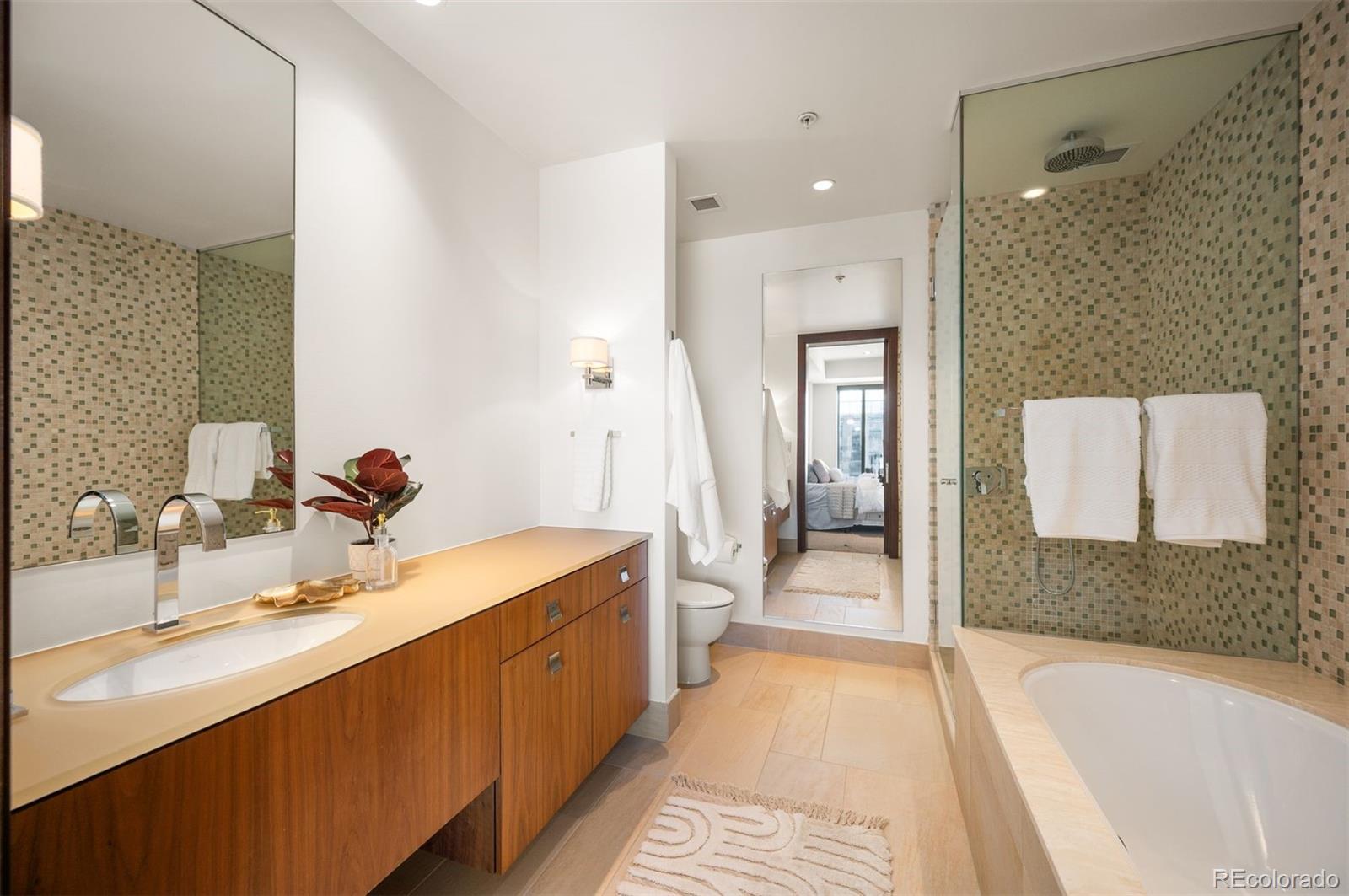 1133 14th Street Unit: 2300