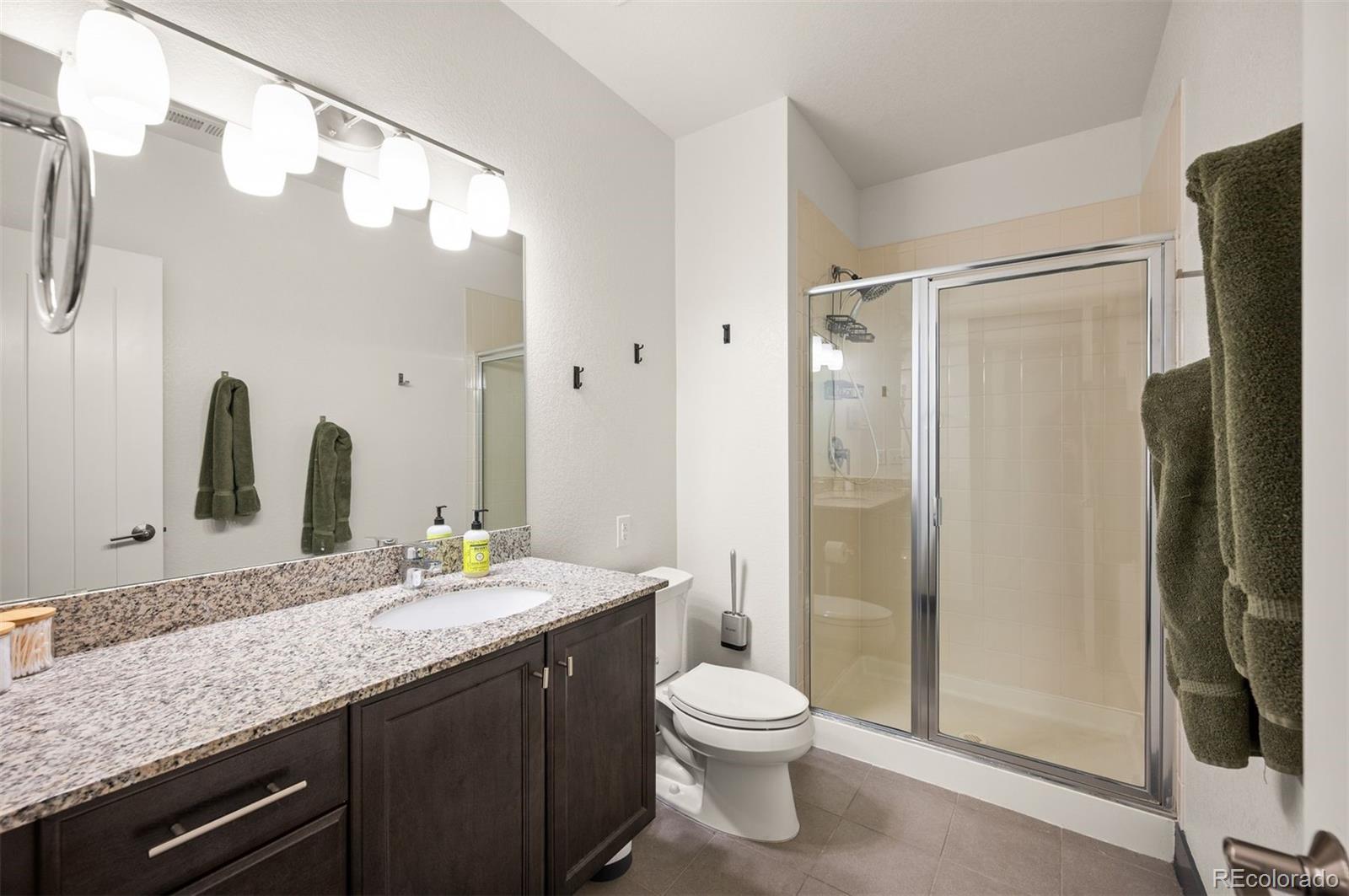 5462 Valentia Street