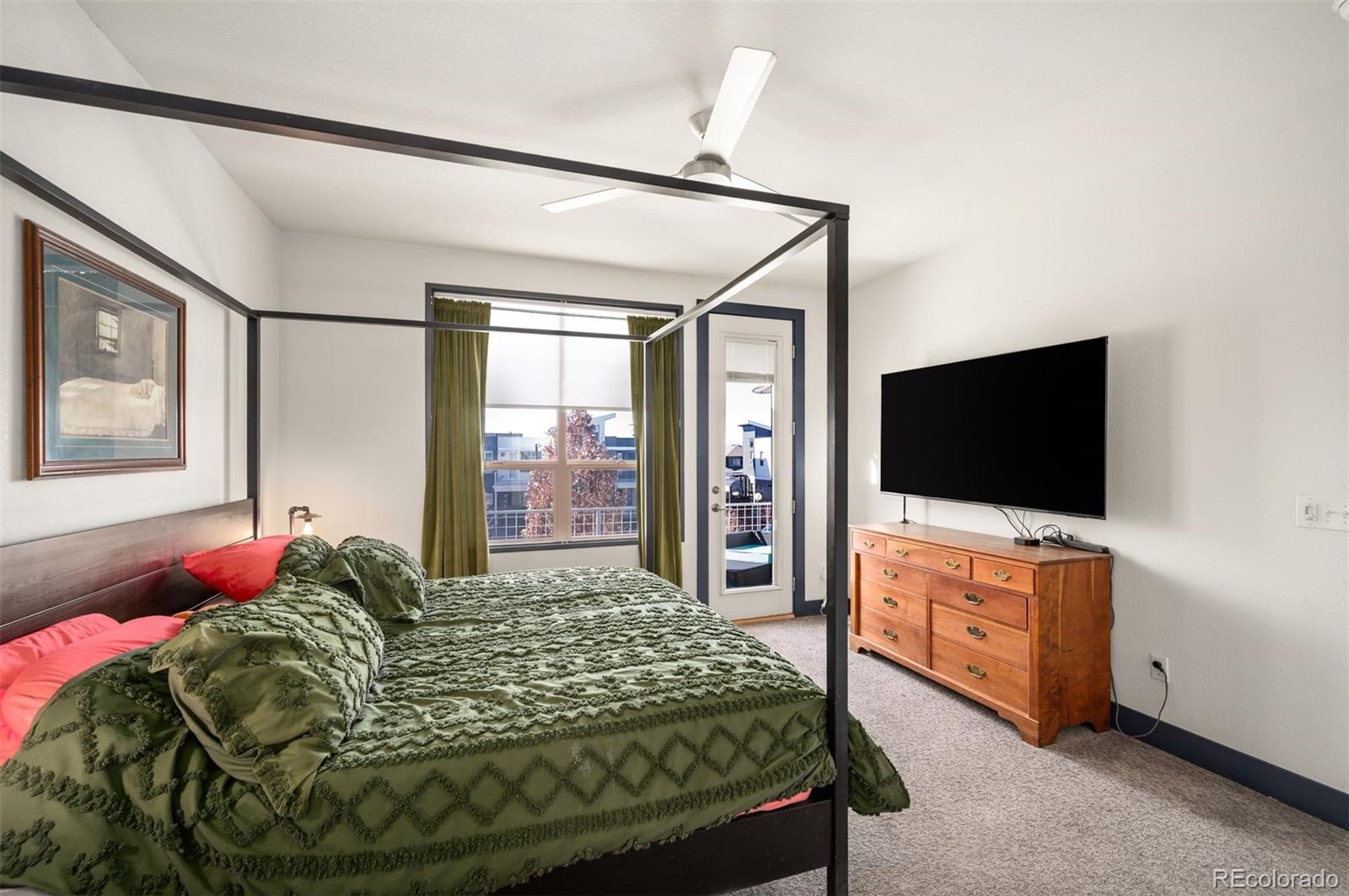 5462 Valentia Street