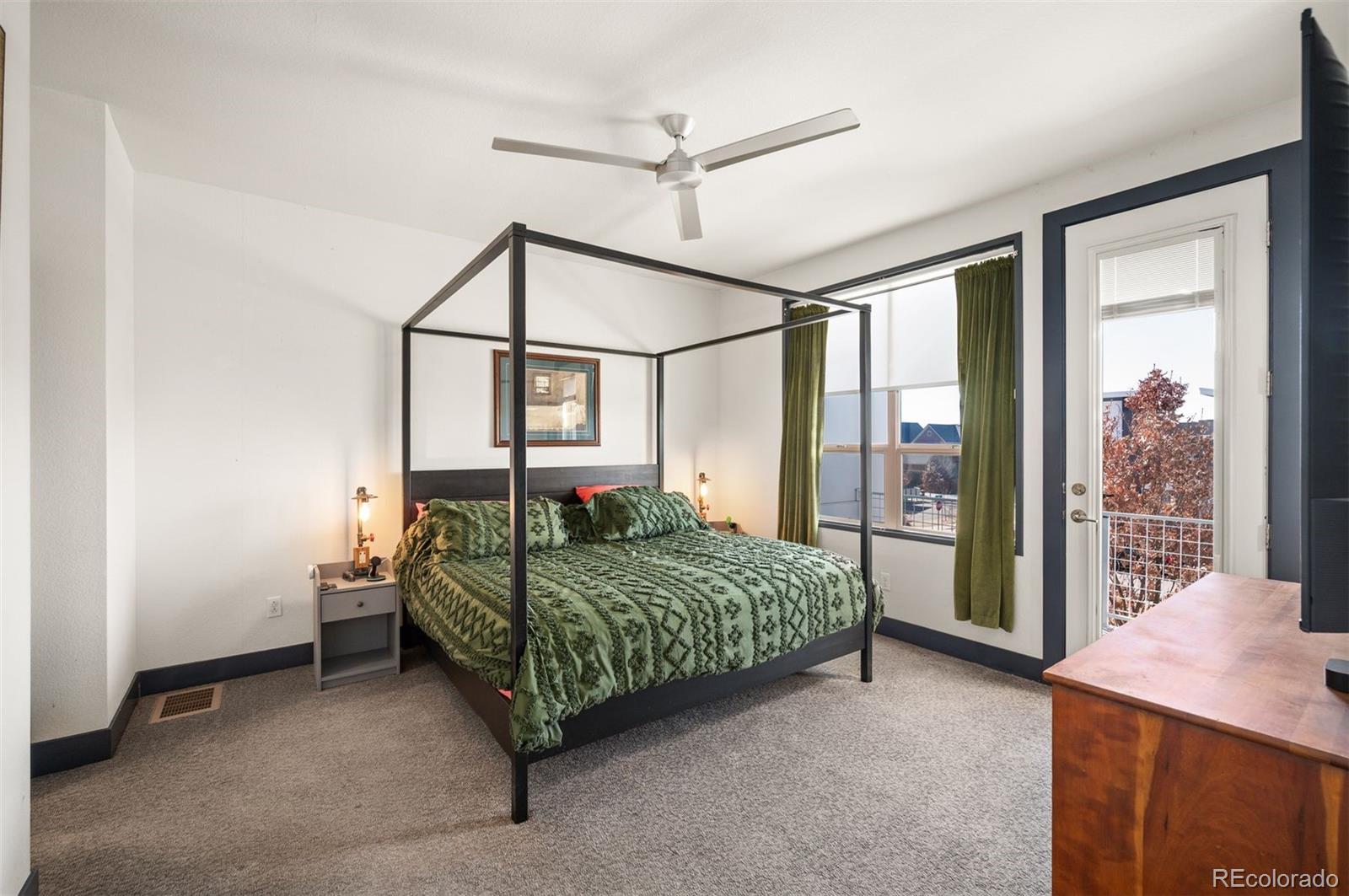 5462 Valentia Street