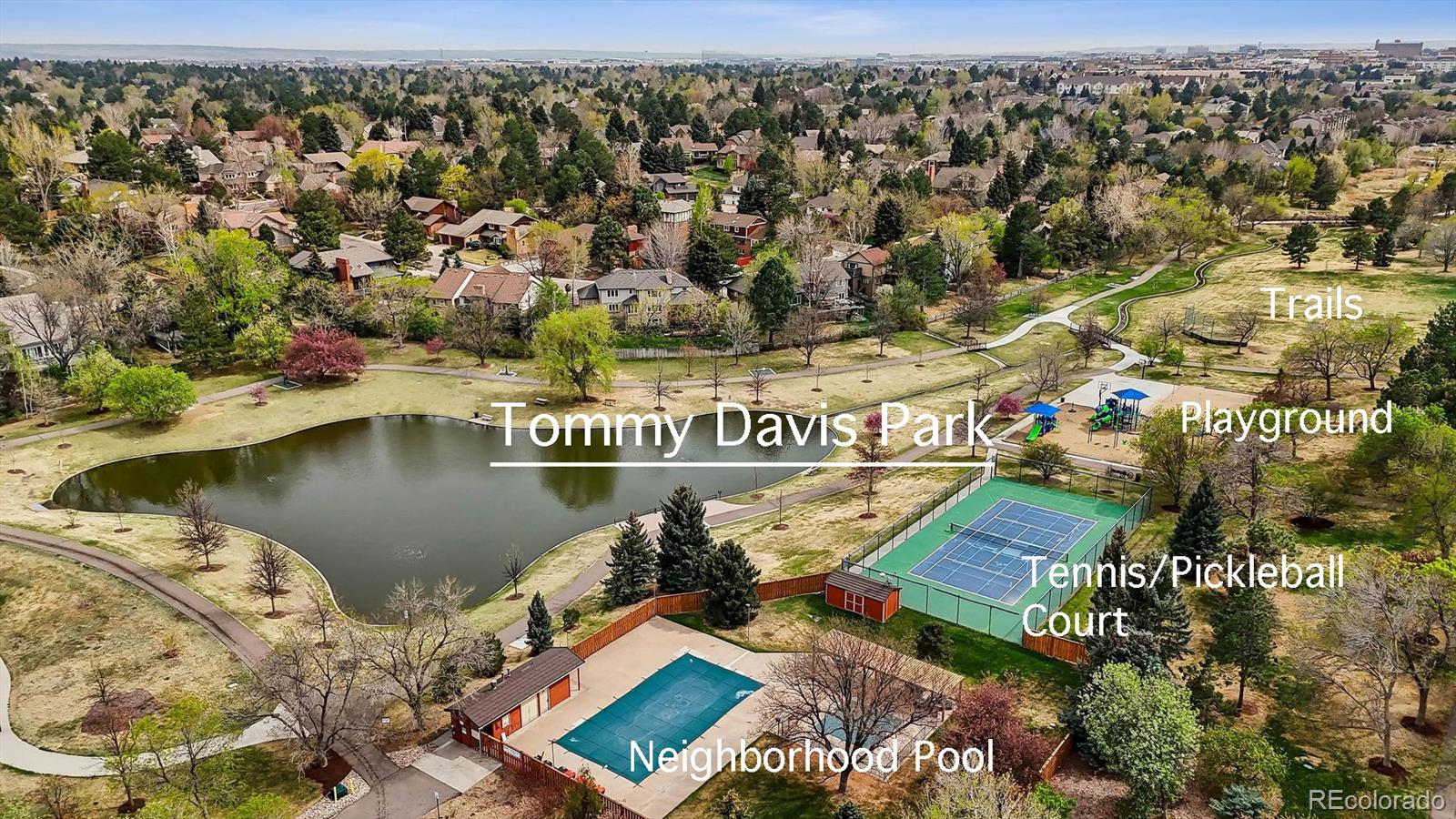 9592 E Lake Circle
