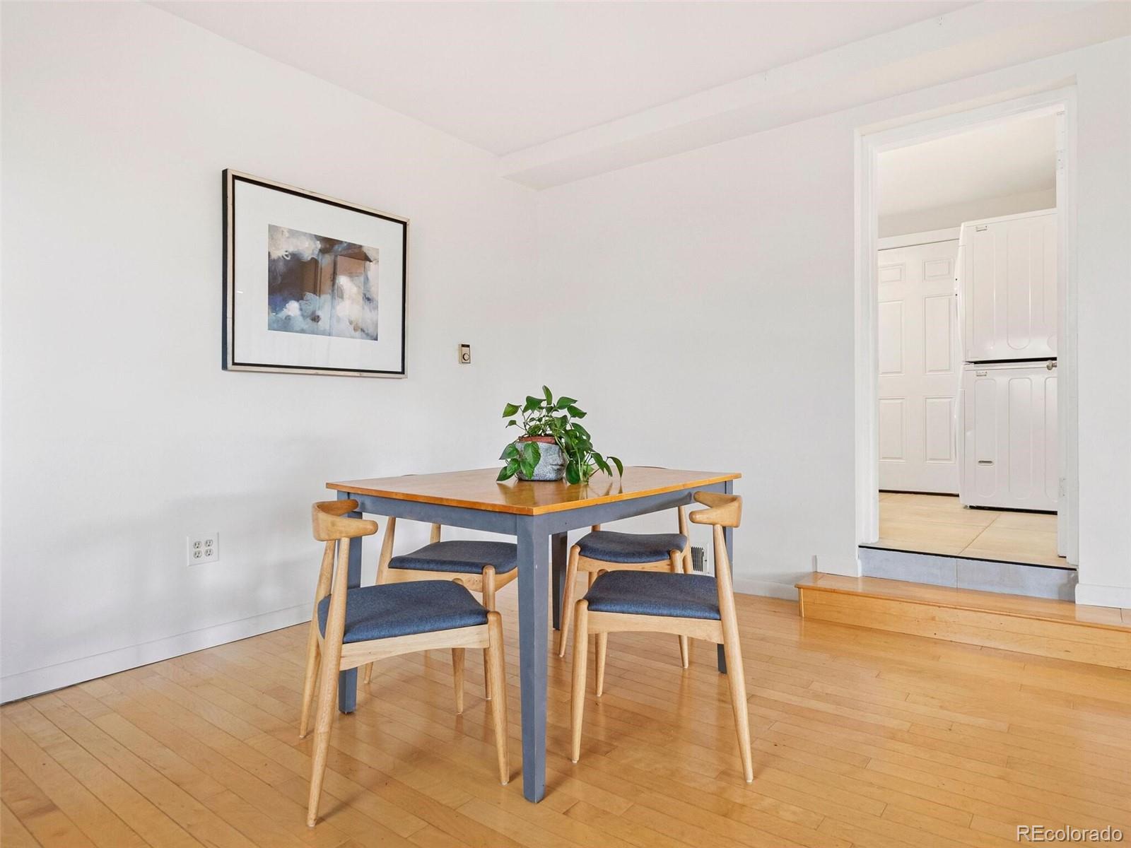 2550 S Raleigh Street