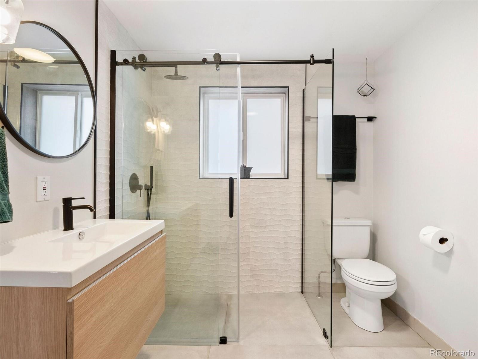 2550 S Raleigh Street