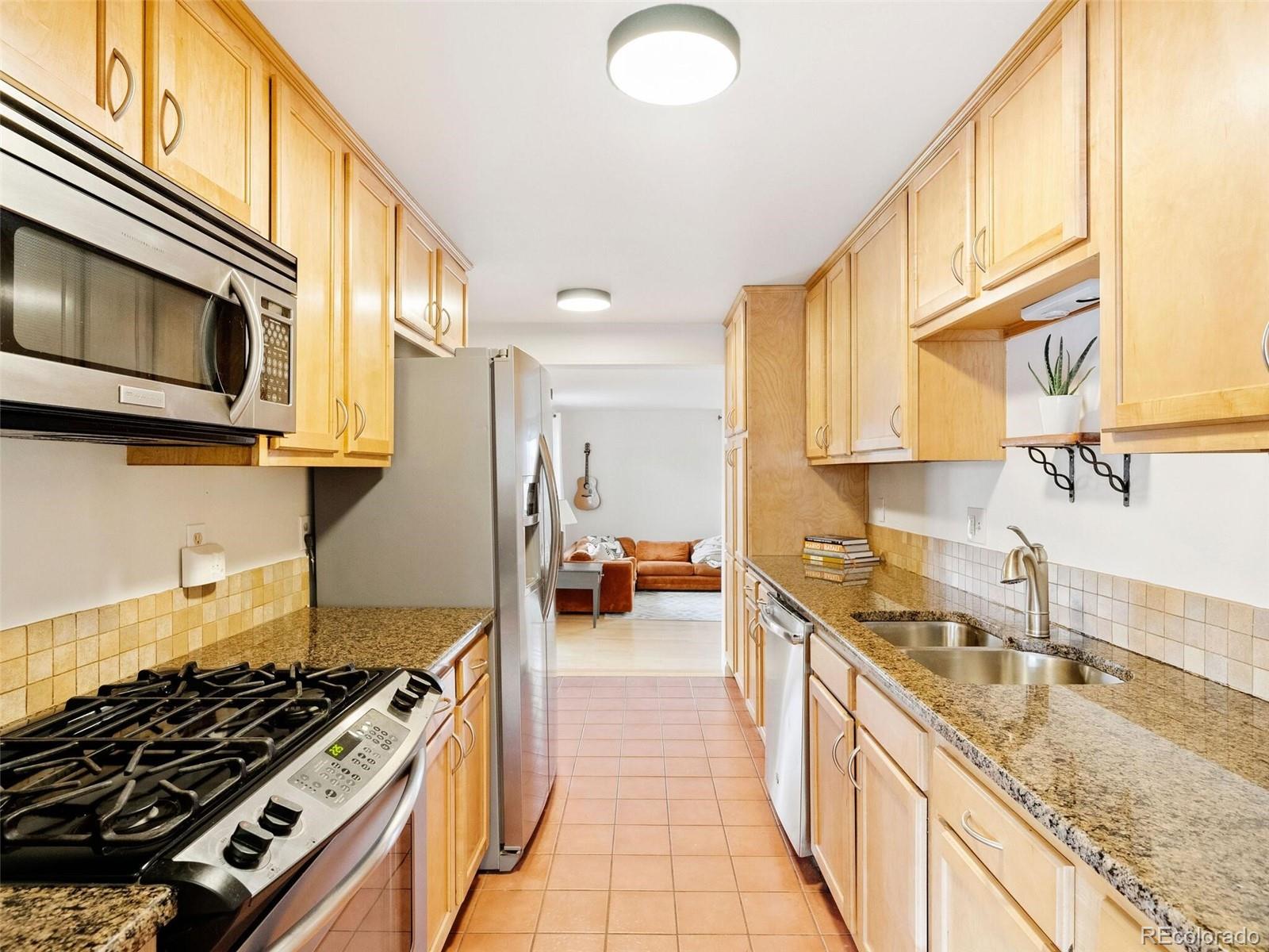 2550 S Raleigh Street