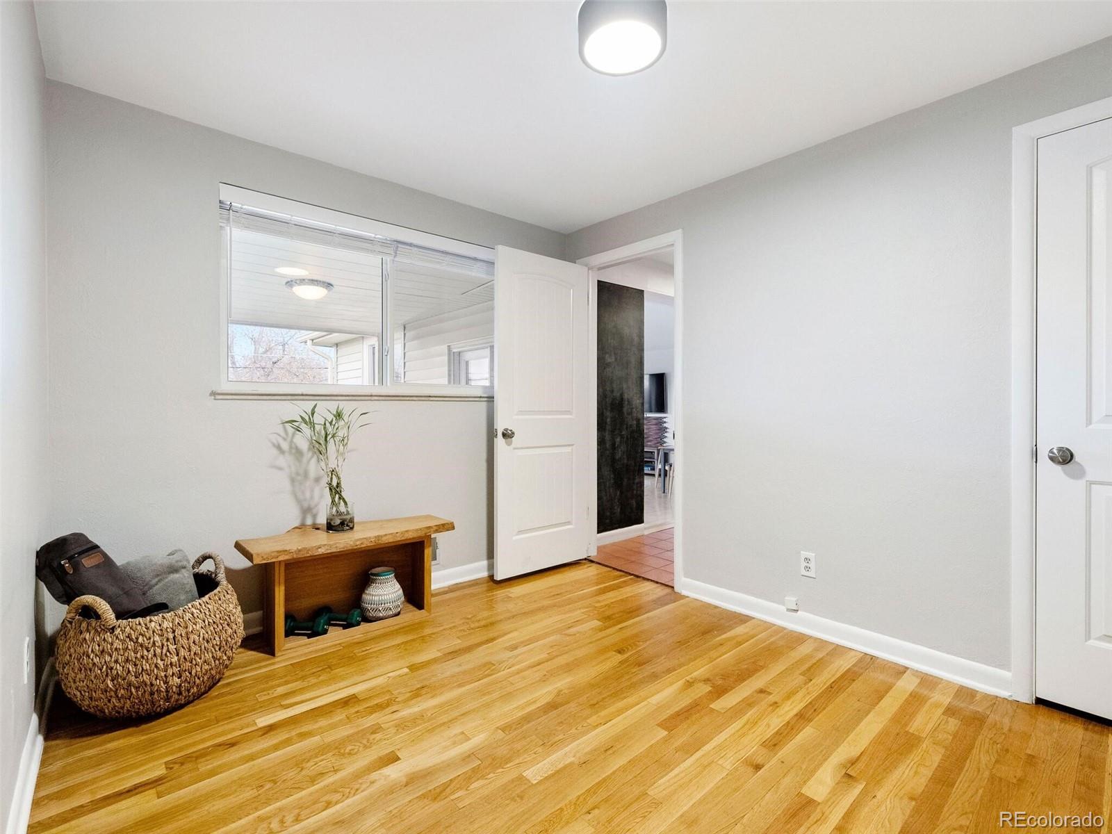 2550 S Raleigh Street