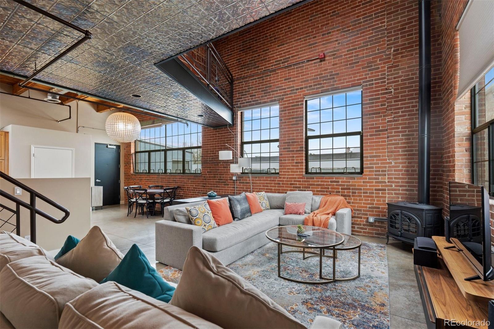 1515 N Ogden Street Unit: 7
