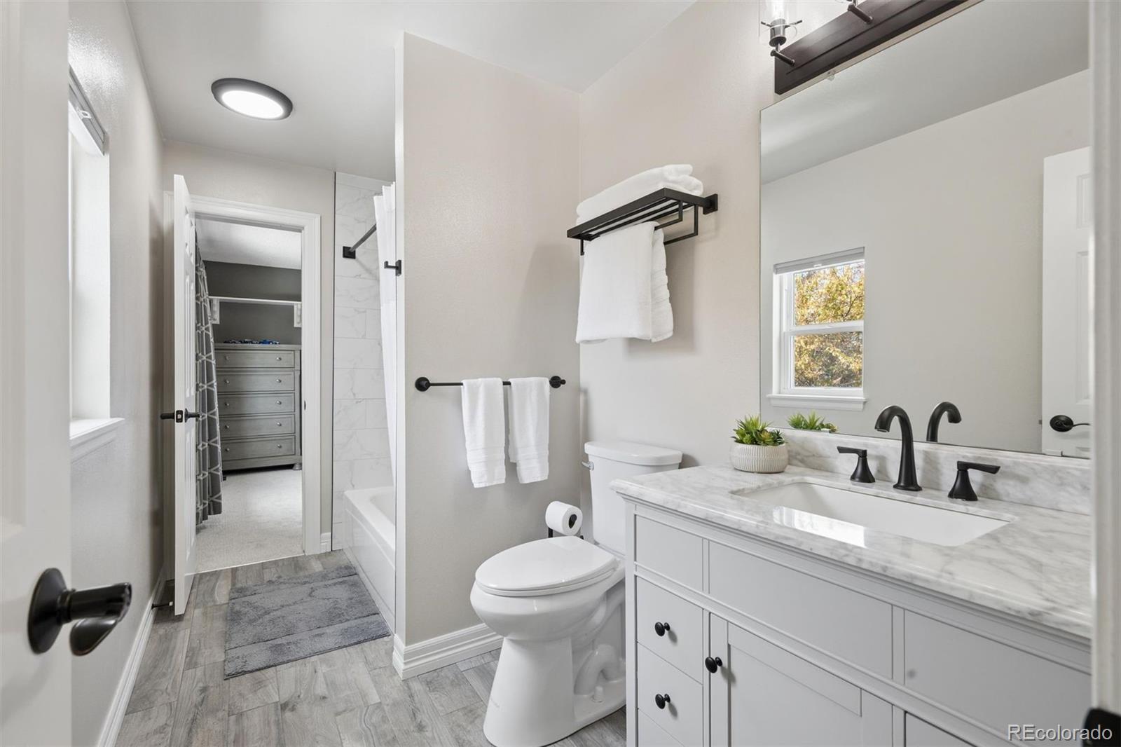 12217 W Aqueduct Drive