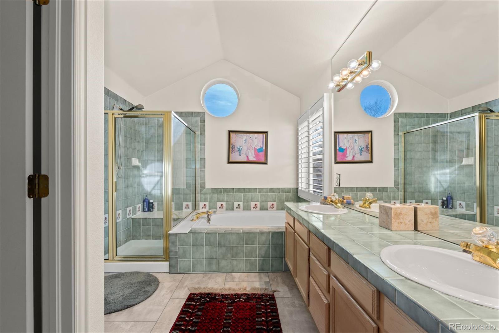 1011 S Valentia Street Unit: 121