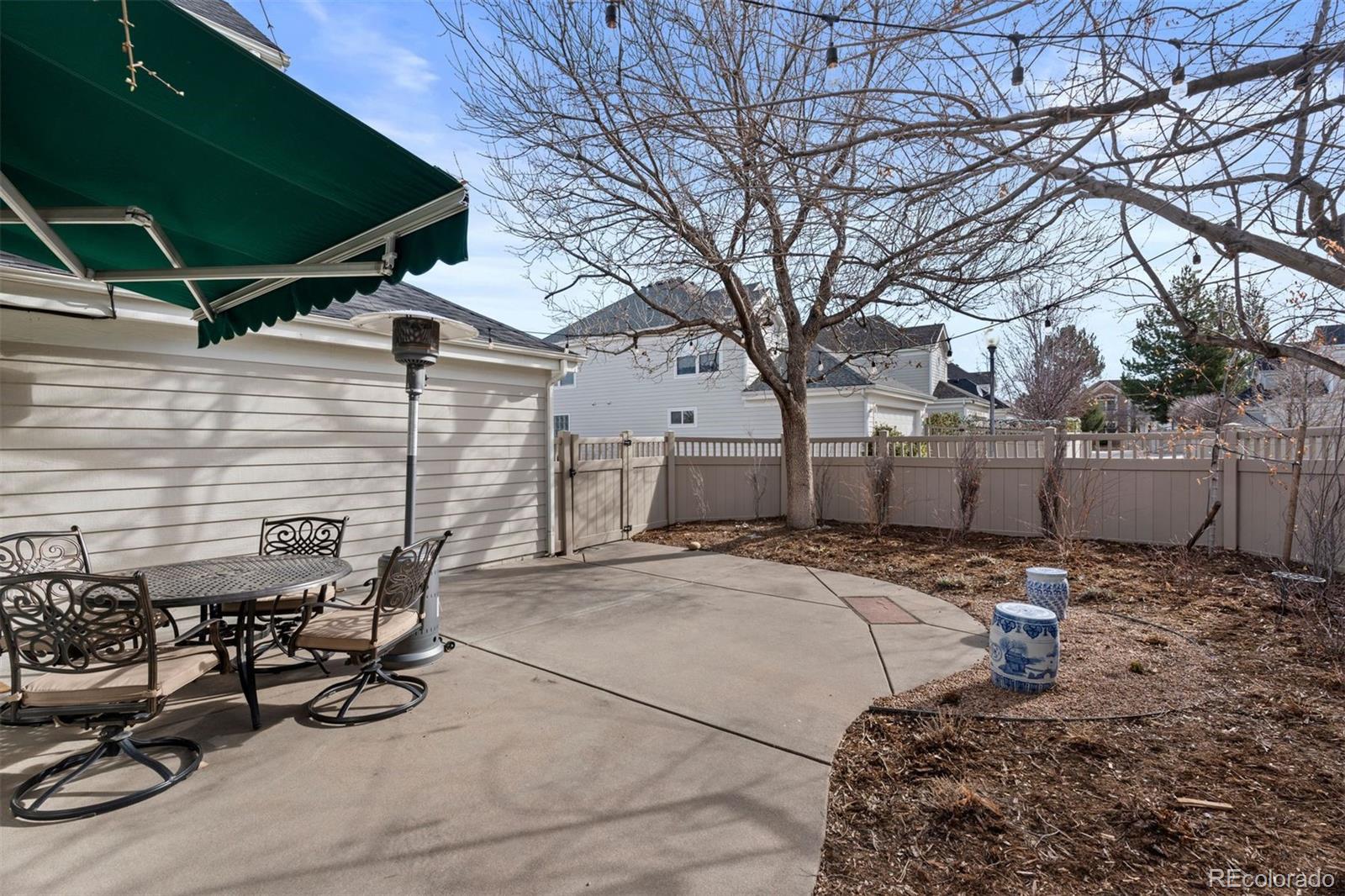 1011 S Valentia Street Unit: 121