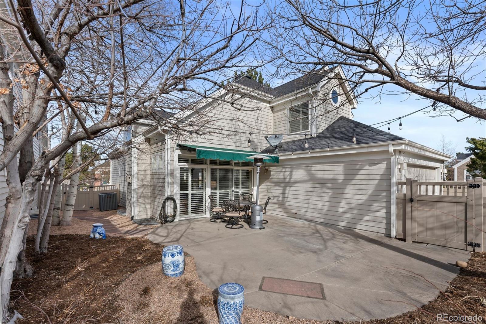 1011 S Valentia Street Unit: 121