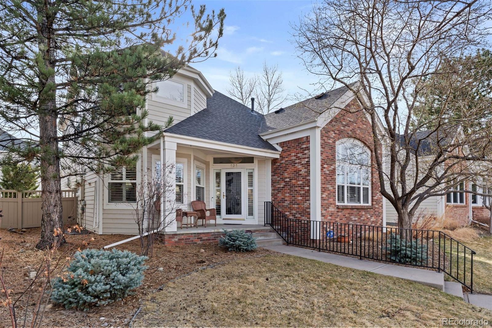 1011 S Valentia Street Unit: 121