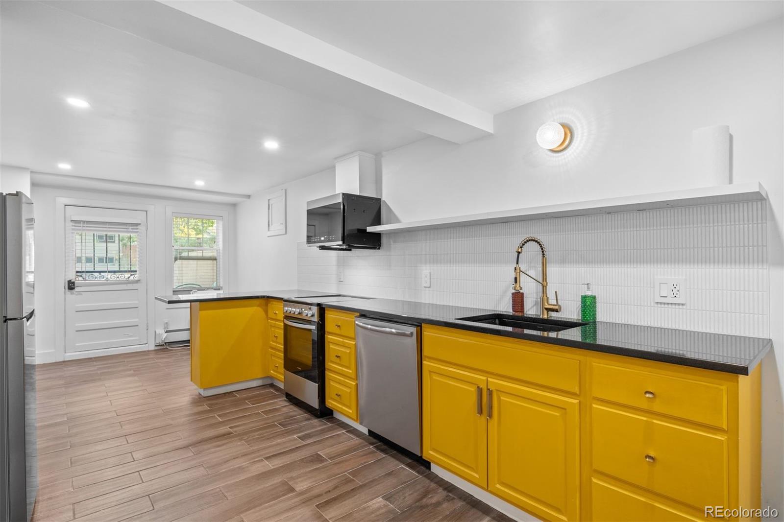 4305 E 17th Avenue Parkway