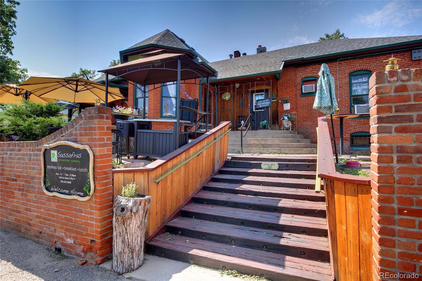 2752 Clay Street Unit: 404