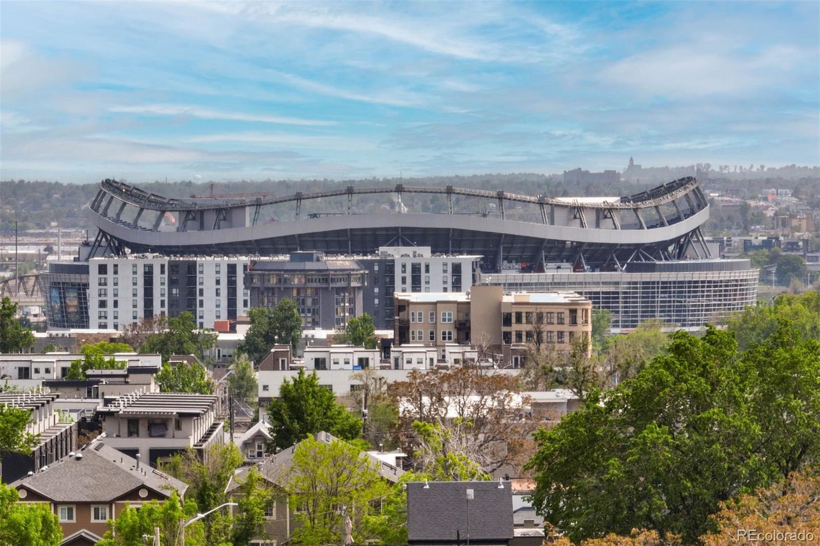 2752 Clay Street Unit: 404