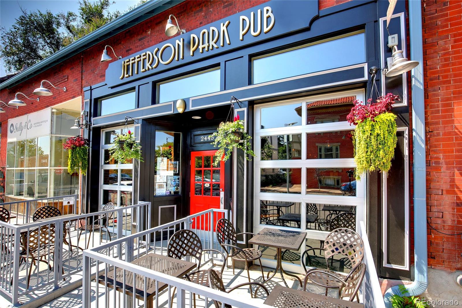 2752 Clay Street Unit: 404