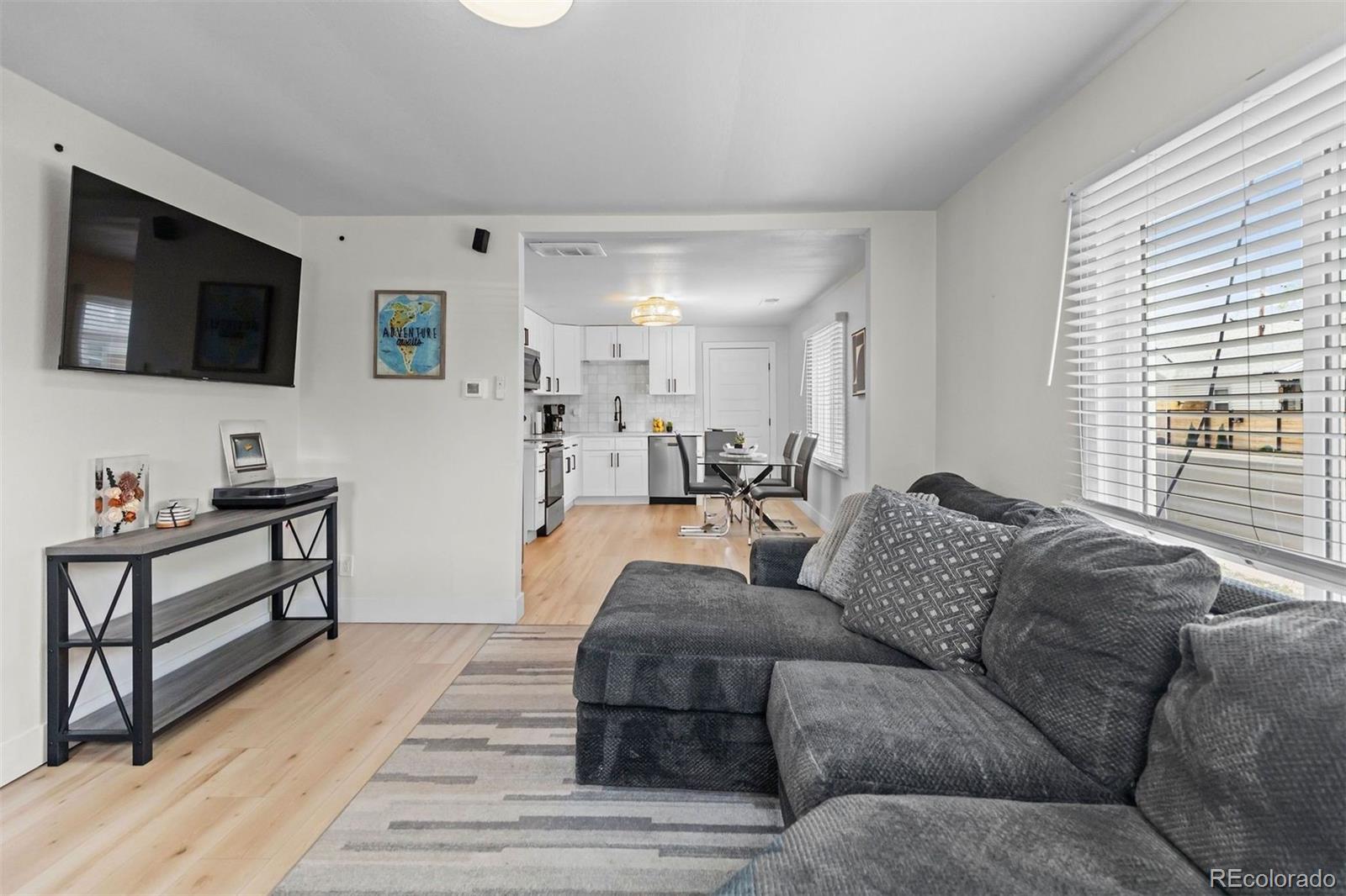 514 S Lowell Boulevard