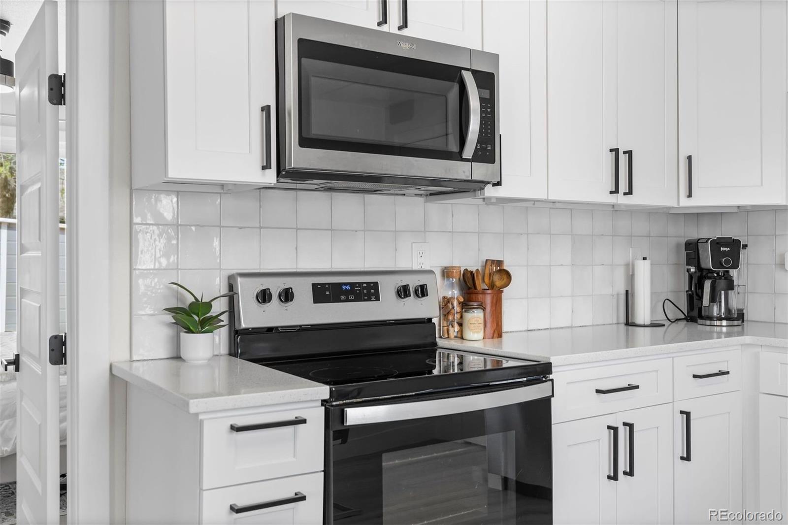 514 S Lowell Boulevard