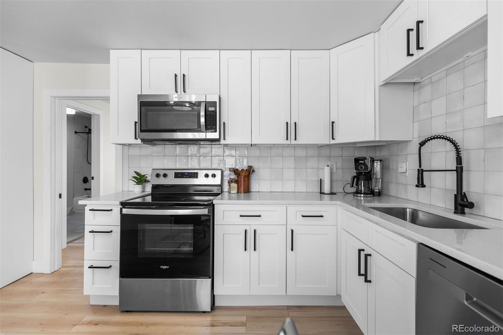 514 S Lowell Boulevard