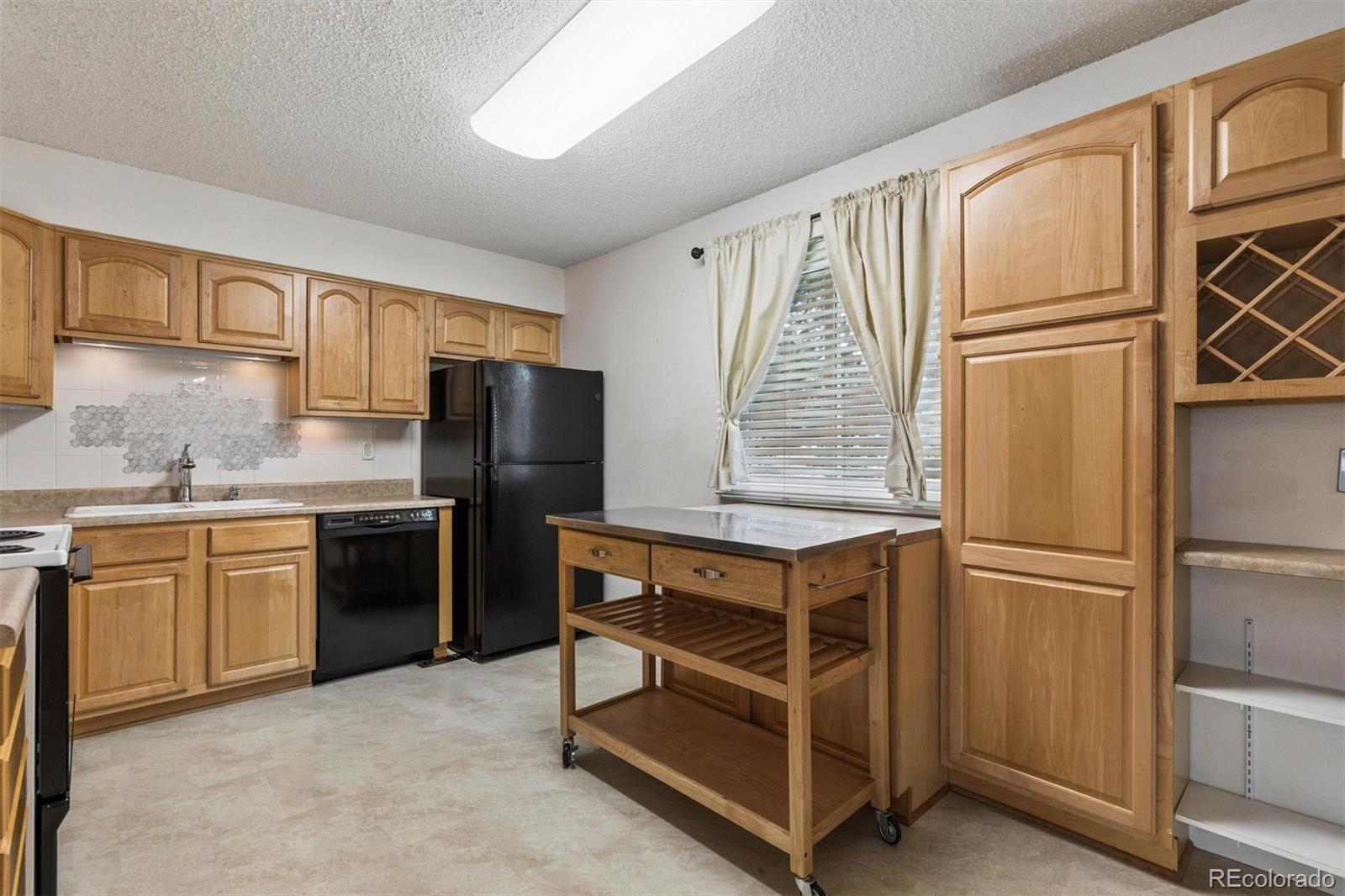 5134 S Emporia Way