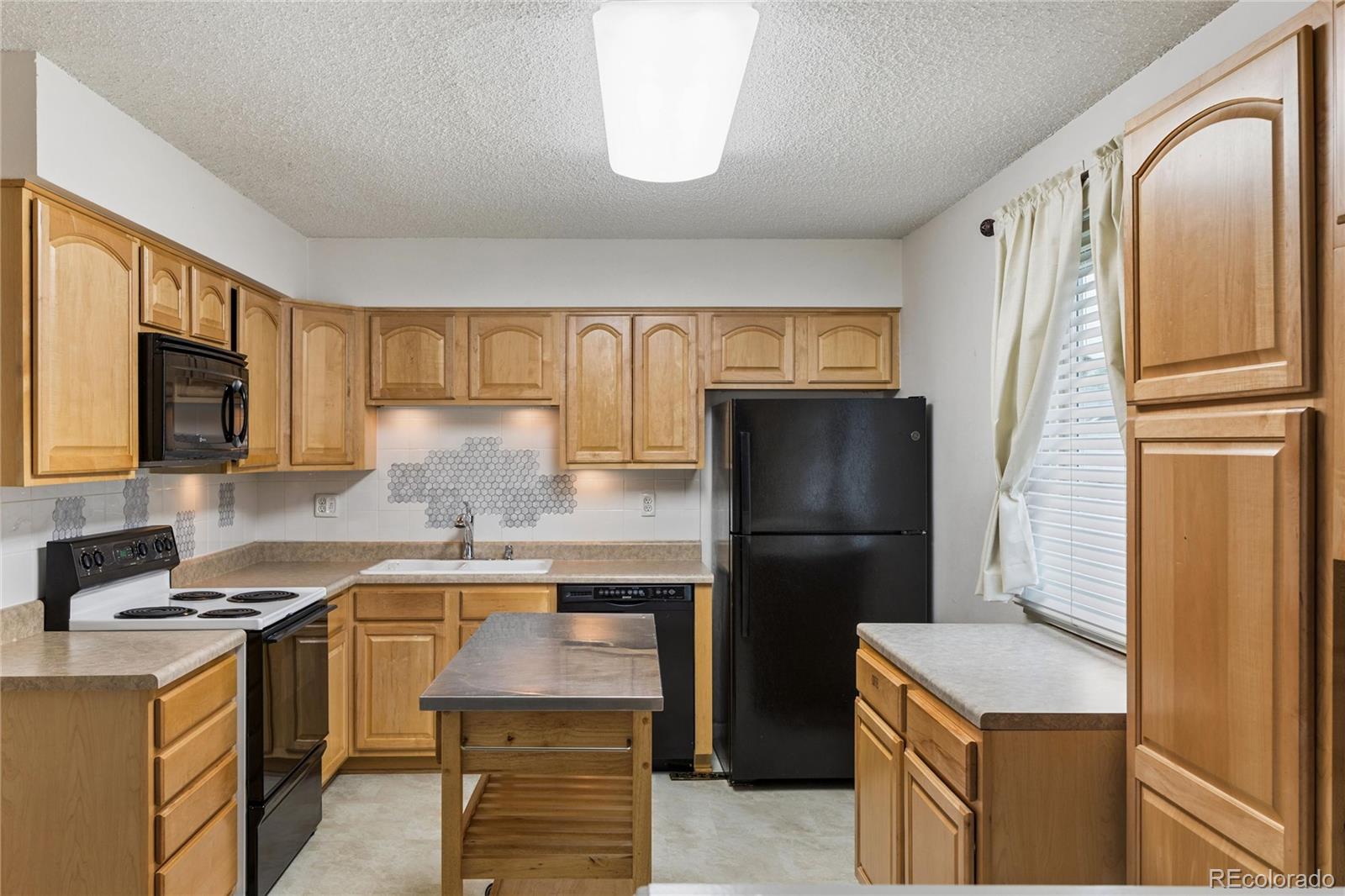 5134 S Emporia Way