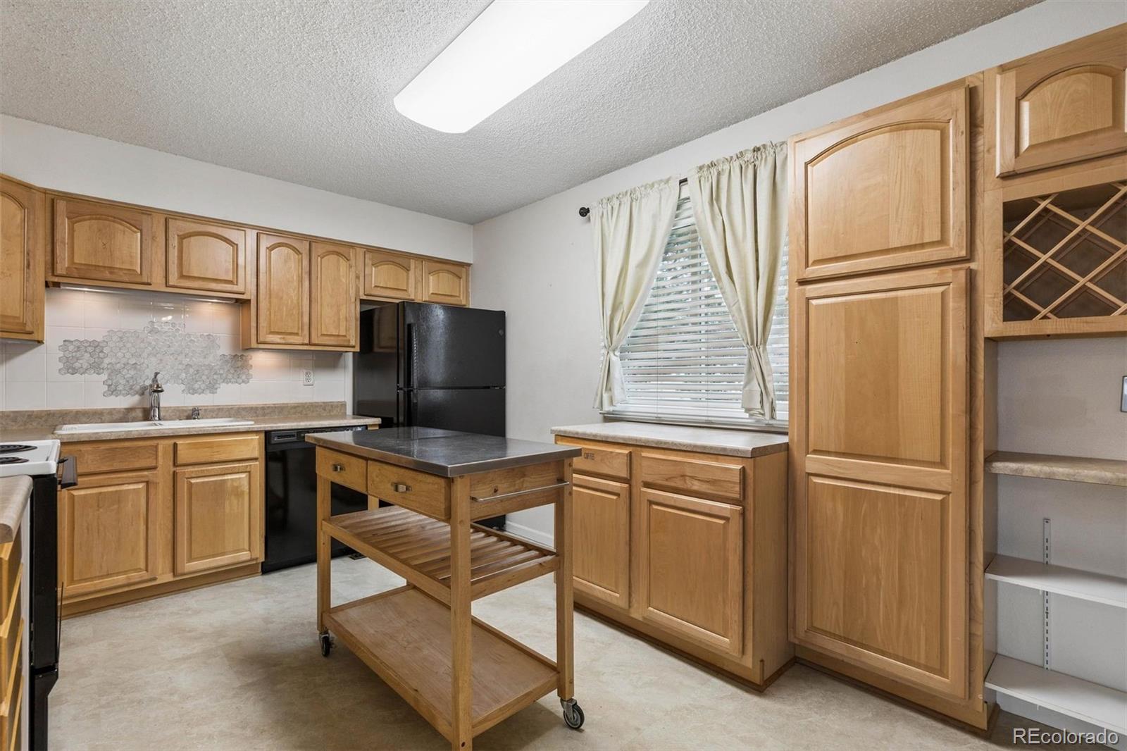 5134 S Emporia Way