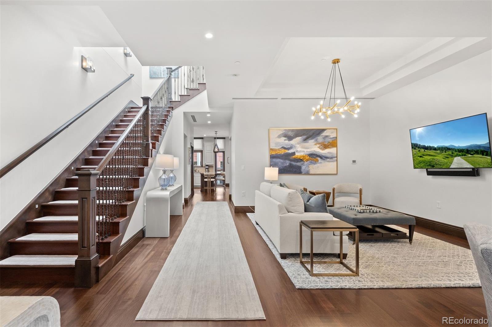 105 Fillmore Street Unit: 203