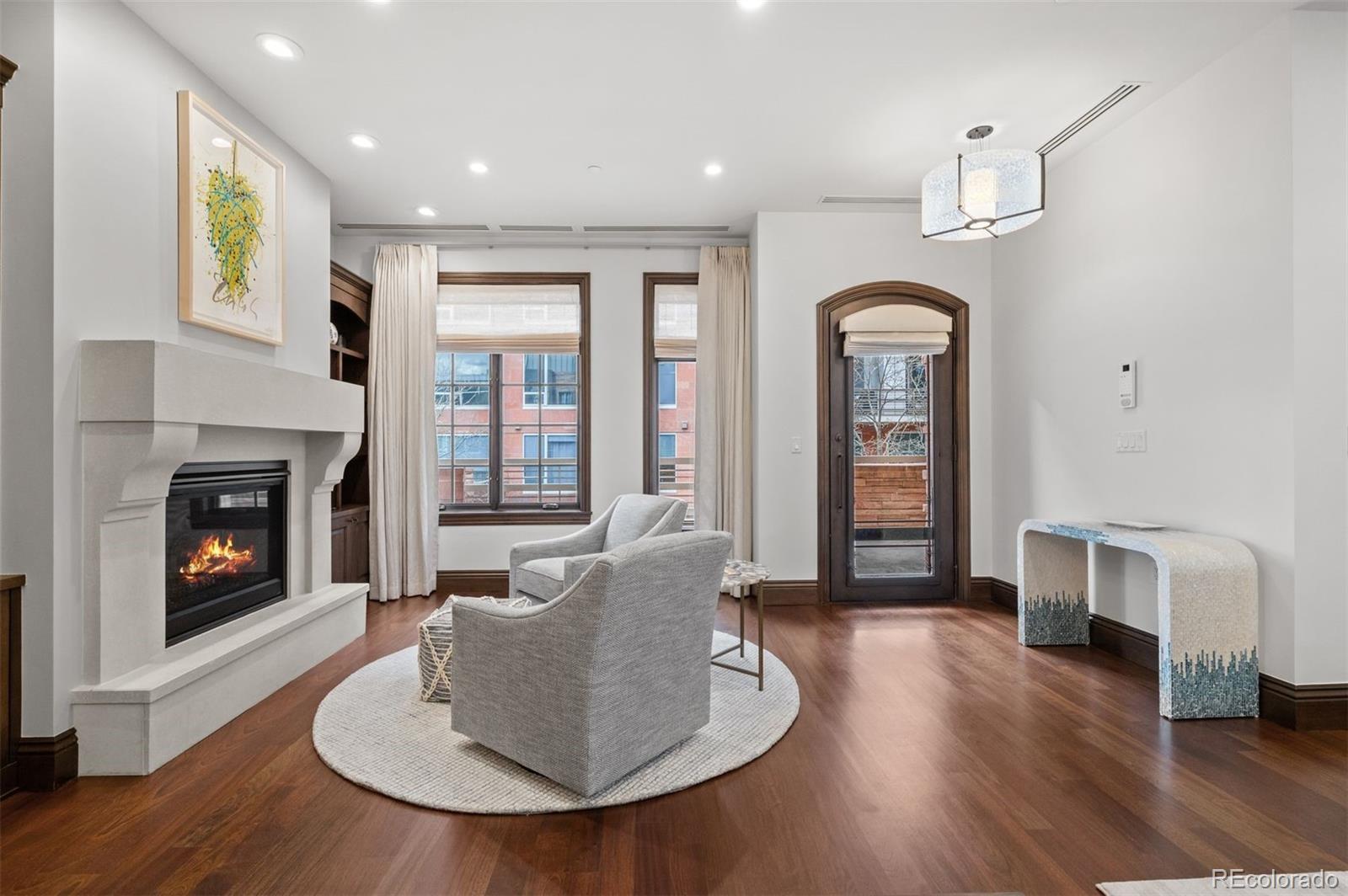 105 Fillmore Street Unit: 203