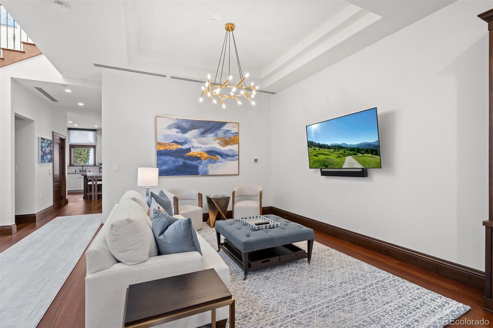 105 Fillmore Street Unit: 203