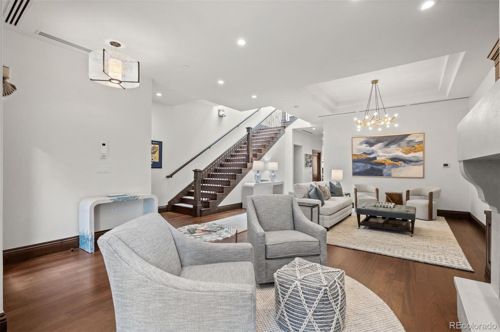 105 Fillmore Street Unit: 203