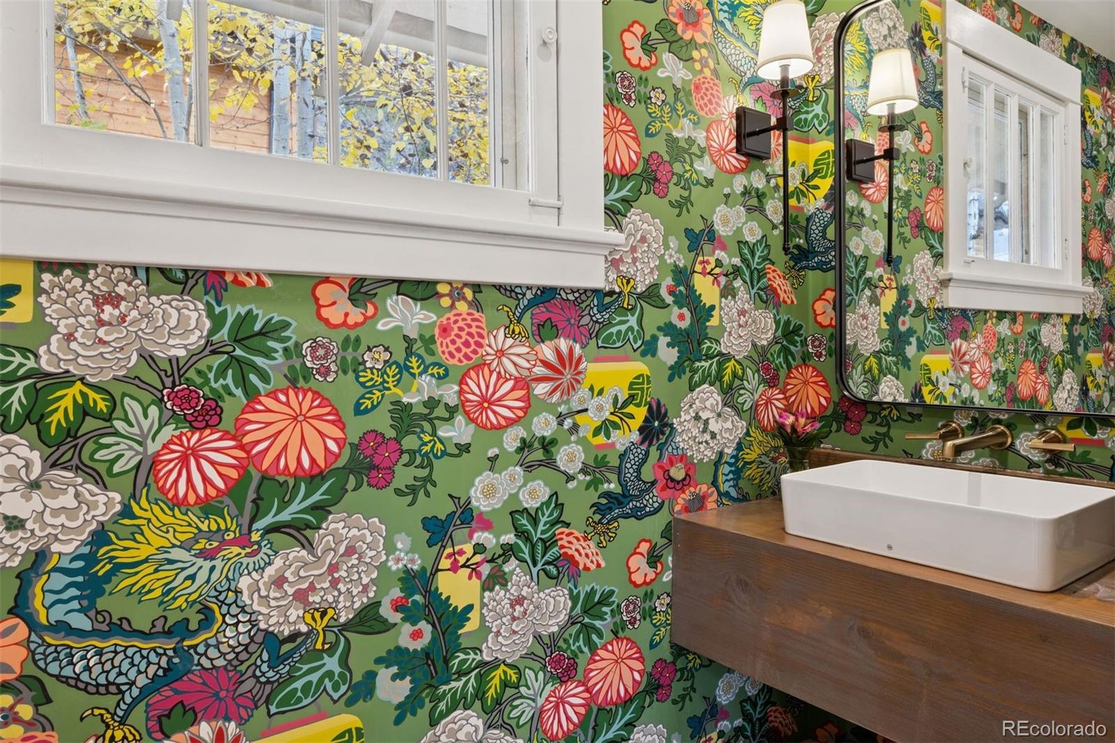 695 S Williams Street