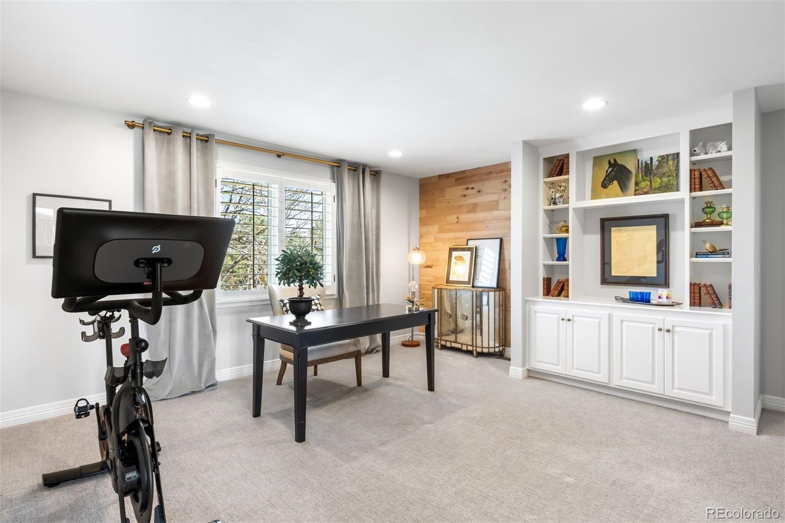 9679 E Prentice Circle