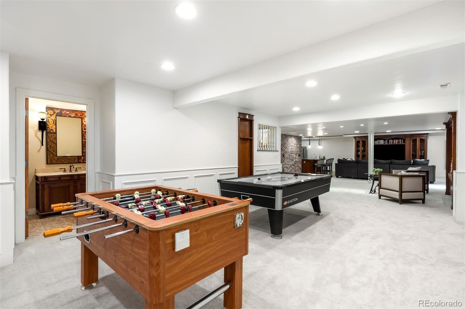 9679 E Prentice Circle