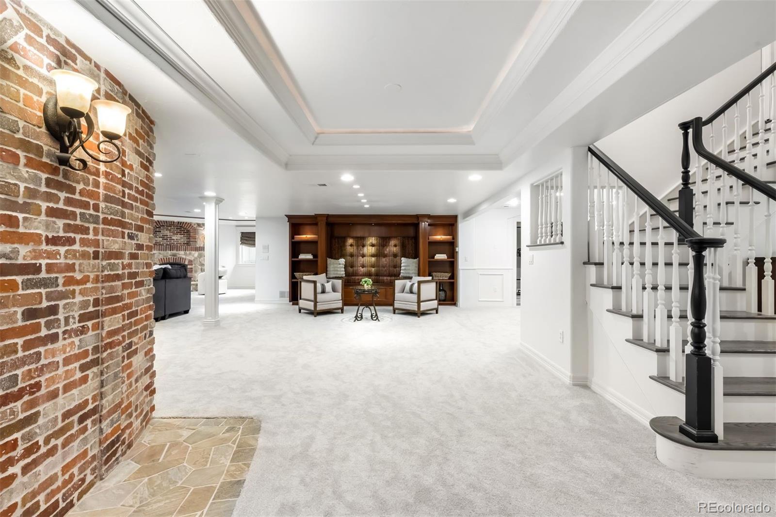 9679 E Prentice Circle