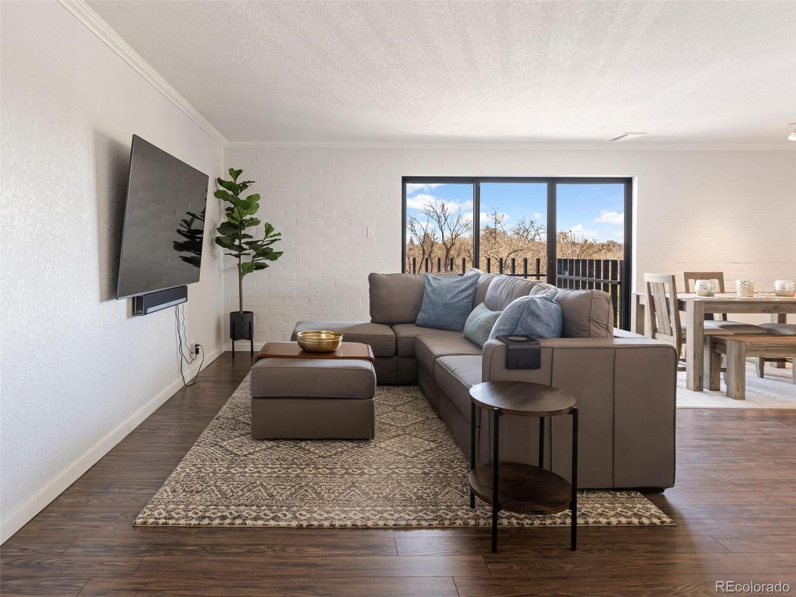 460 S Marion Parkway Unit: 656