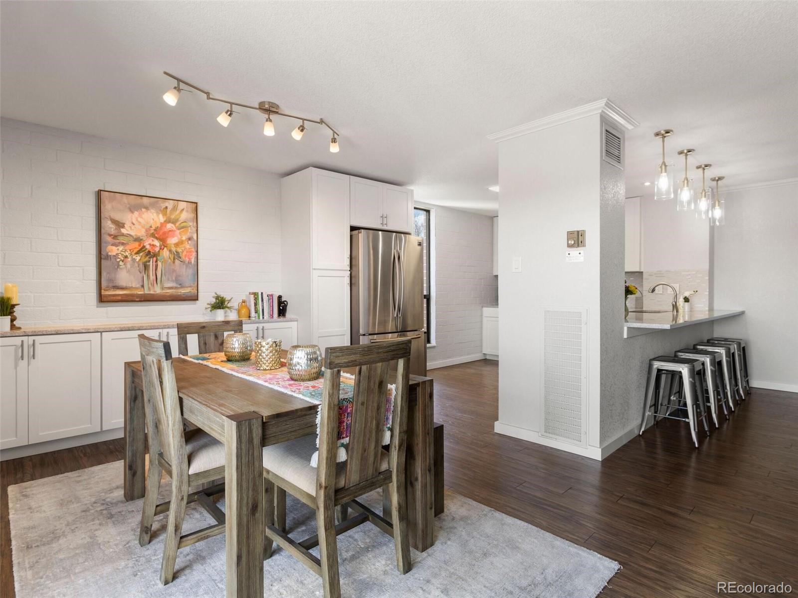 460 S Marion Parkway Unit: 656