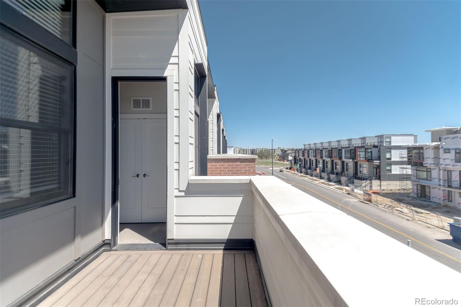 6825 E Lowry Boulevard