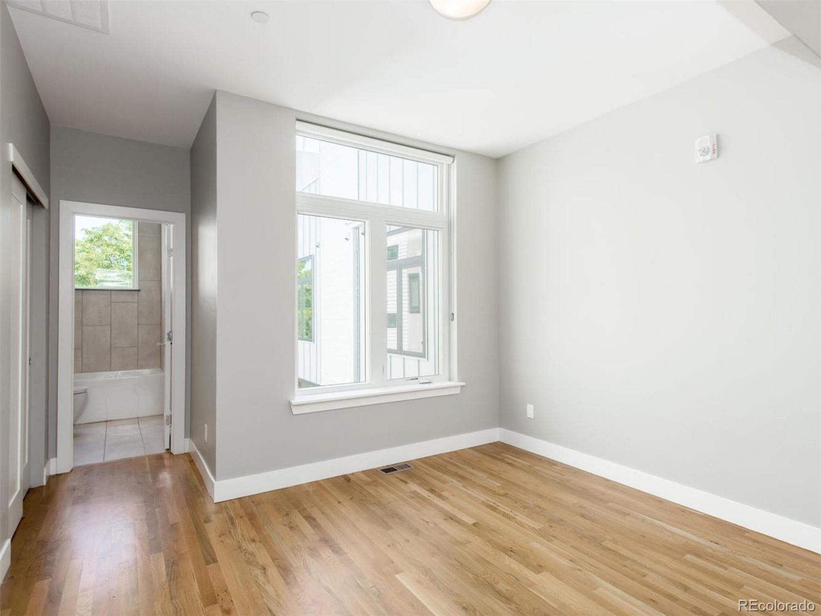 1819 Boulder Street Unit: 106