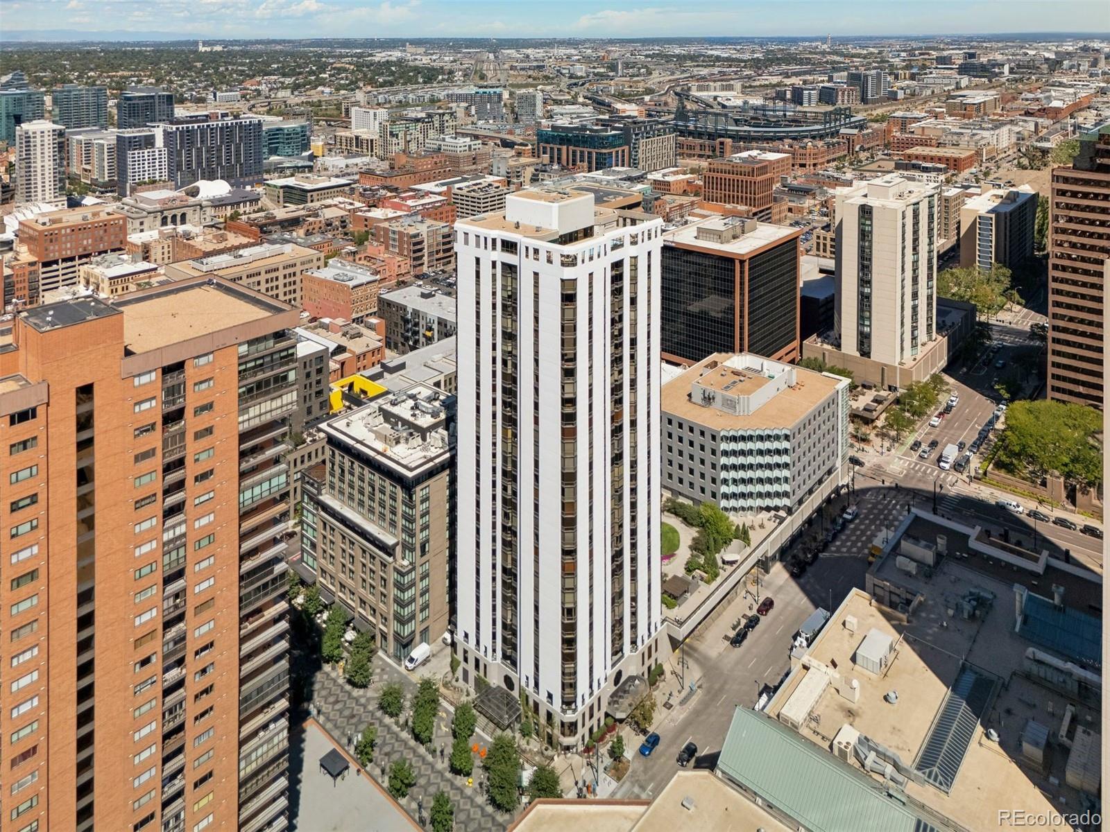 1625 Larimer Street Unit: 1208