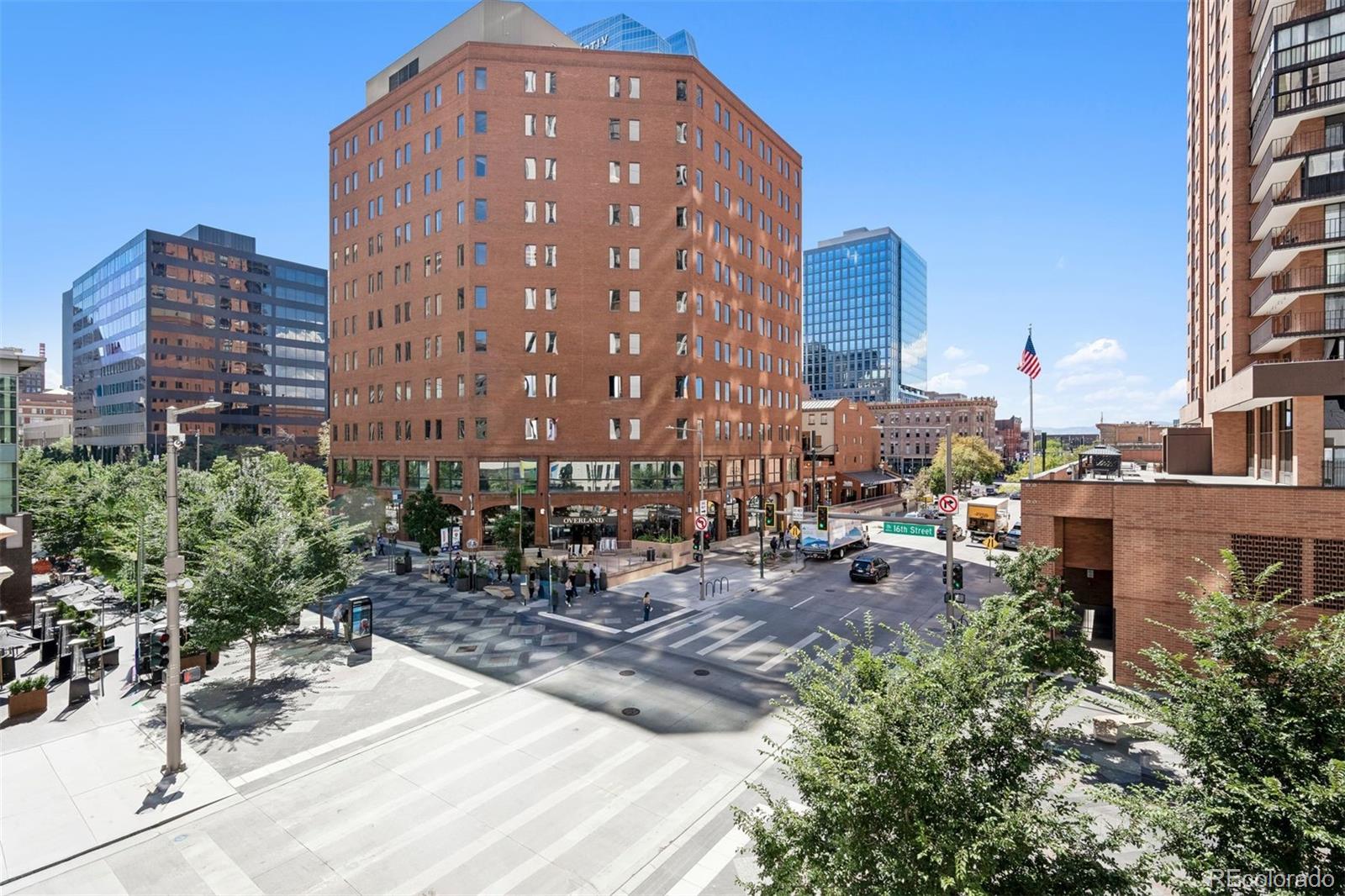 1625 Larimer Street Unit: 1208