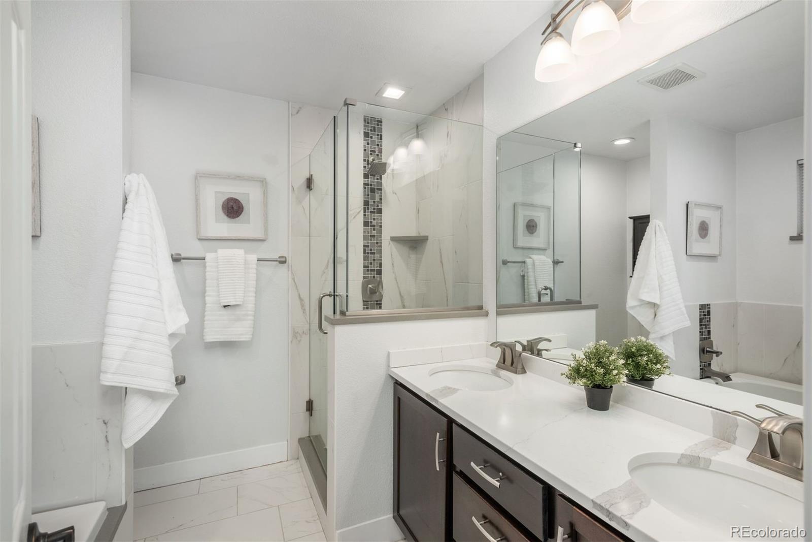 5303 E Courtney Avenue